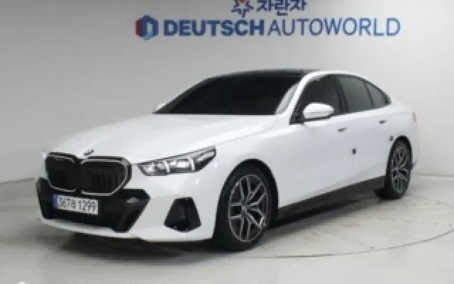 인천중고차거래사이트 5시리즈 (G60) 523d xDrive 매물 사진 2 - 2026/02 13,057km
